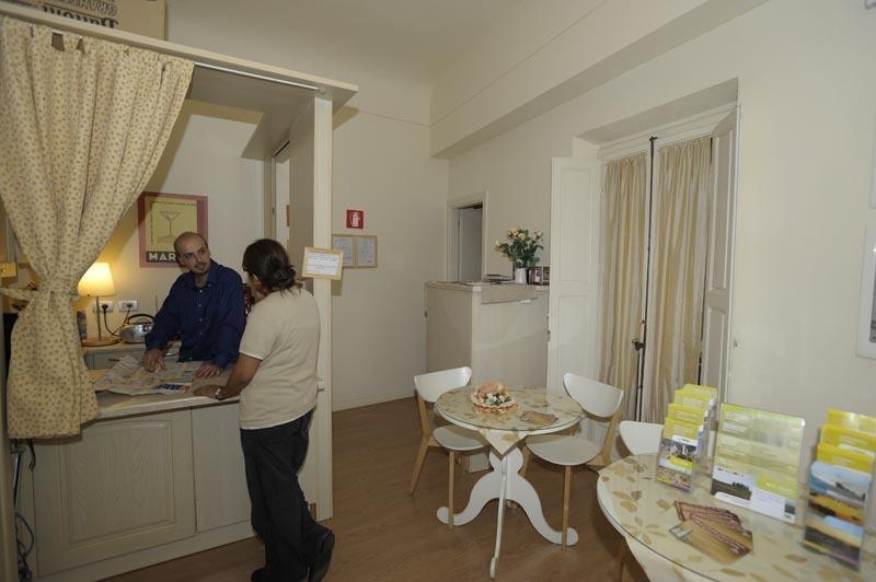 B&B Di Piazza Del Duomo Firenze Eksteriør billede