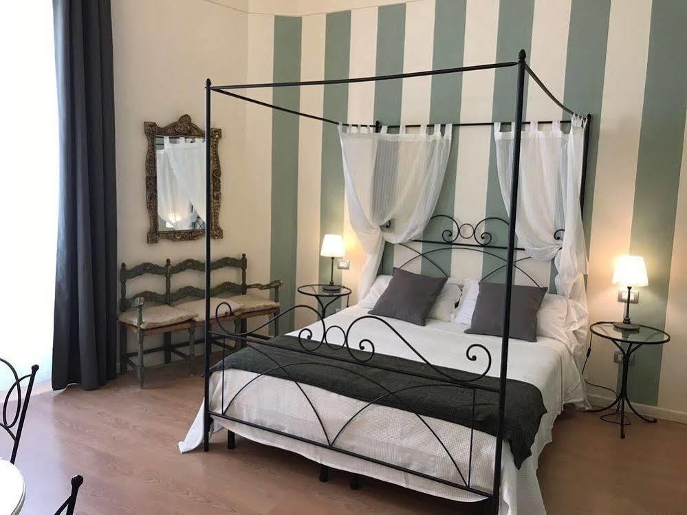 B&B Di Piazza Del Duomo Firenze Eksteriør billede