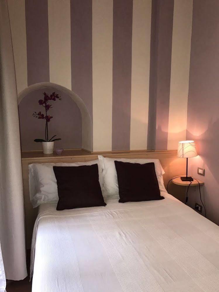 B&B Di Piazza Del Duomo Firenze Eksteriør billede