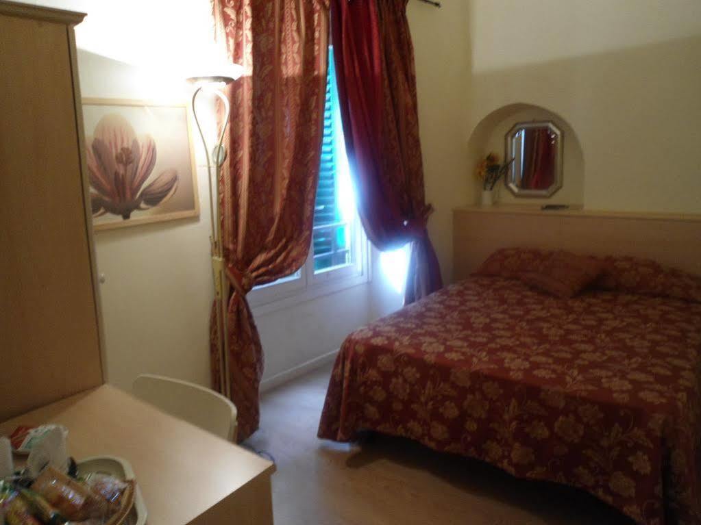 B&B Di Piazza Del Duomo Firenze Eksteriør billede